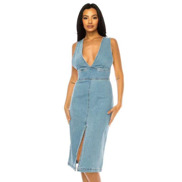 V NECKLINE MIDI LIGHT COLOR DENIM DRESS for wholesale by great smoky