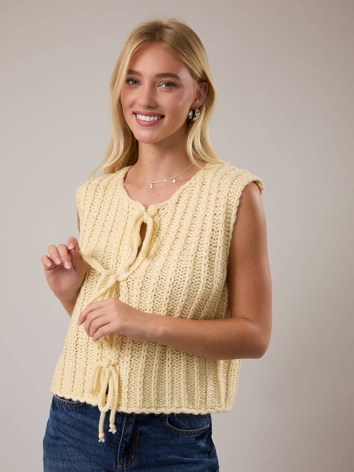 ROUND NECK FRONT TIE CHUNKY SWEATER VEST for wholesale by LE LIS