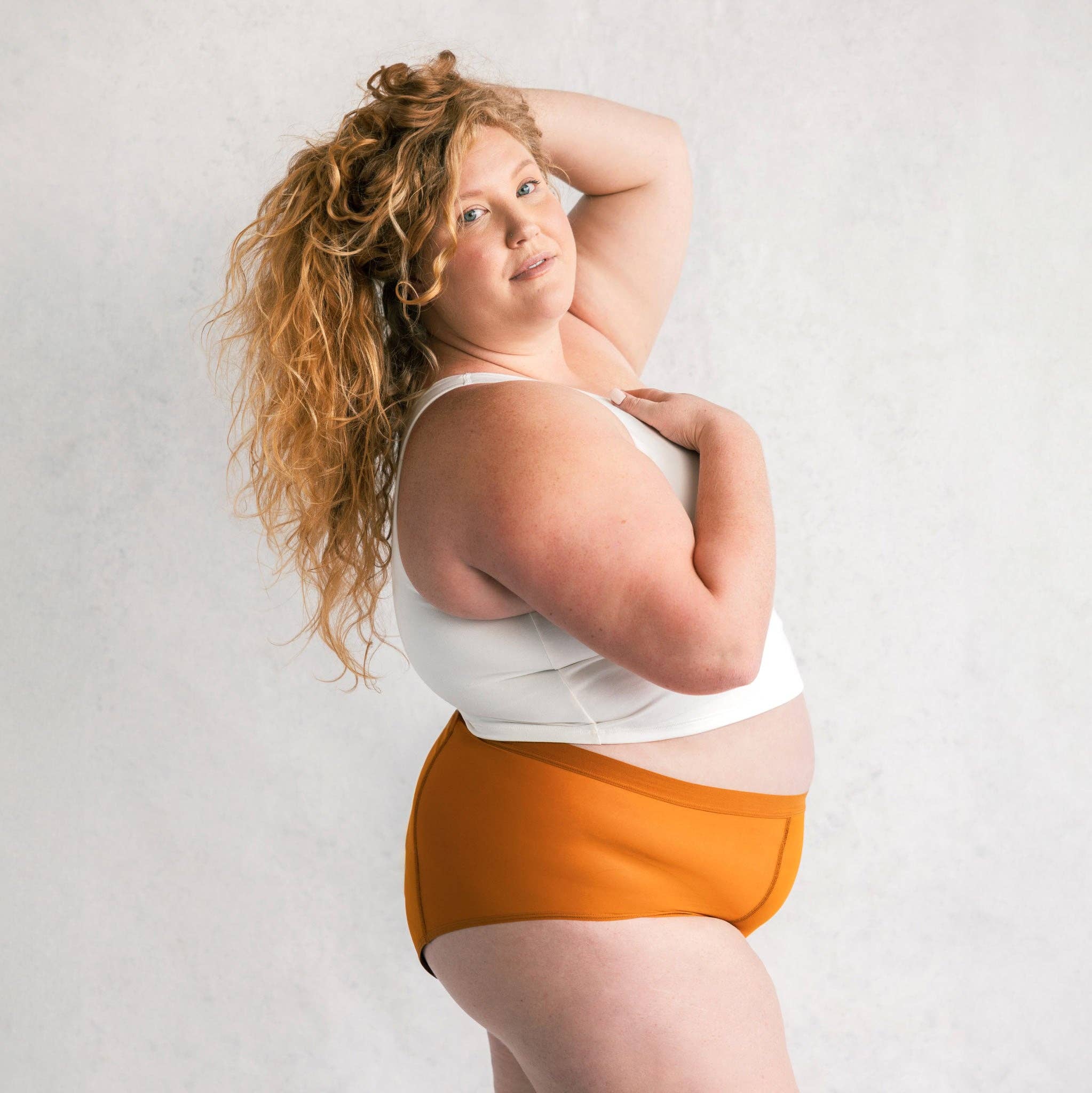 Saalt – wholesale Mensunderkläder - Dam – Tätslutande höga trosa med fransk skärning och full slinga – tungt flöde23