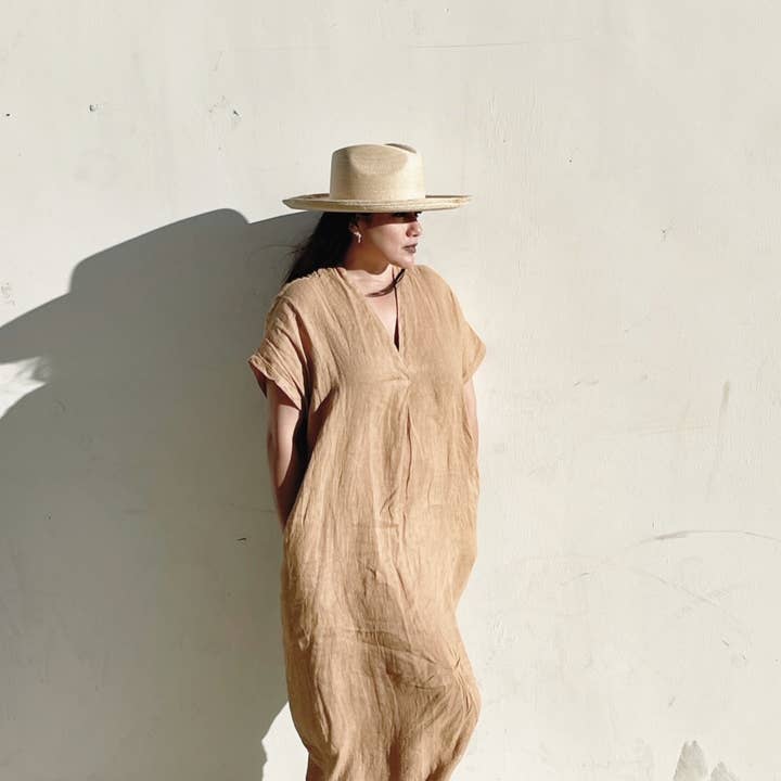 HAUS of TRADE - Wholesale Straw hat – women's - The Sunbleached Fine Palm Pencil Roll Hat7