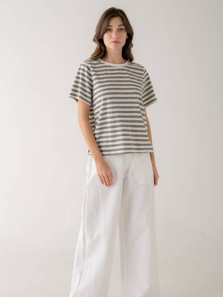 T-SHIRT CLASSIQUE À RAYURES ÉPAISSES pour la vente par ELLE GREY