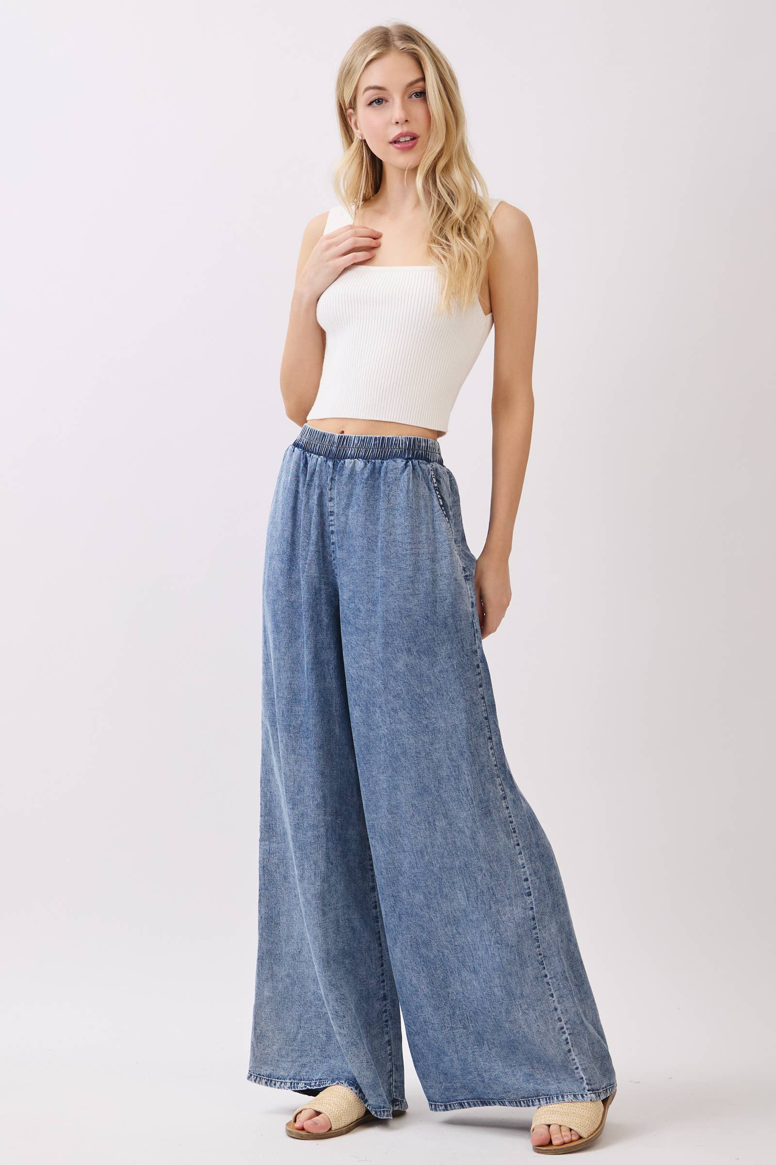 Med Wash Minerale Was Wide Leg Tencel Broek - VP3234A voor groothandel op Faire2