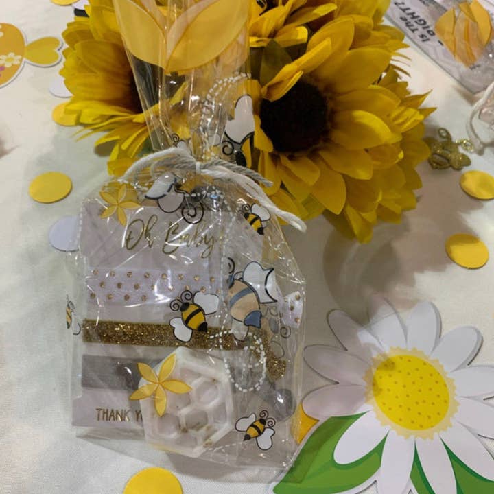 The VII Candle Company - Wholesale Bar Soap - Goats Milk Bee Soap Pieces