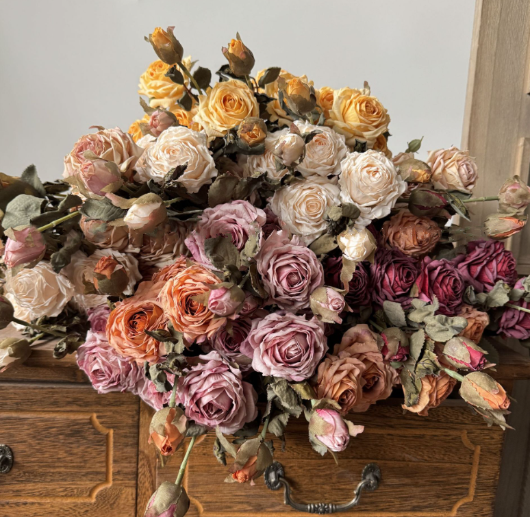 Sweet Home Deco - Vendita all'ingrosso Fiori finti - Ramo di Rosa Singola Faux Vintage da 23'', 3 Fiori, Petalo Bruciato8