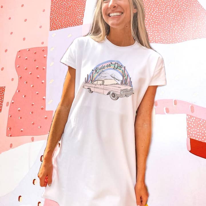 Robe T-Shirt Ride or die pour la vente par Mamie Ruth