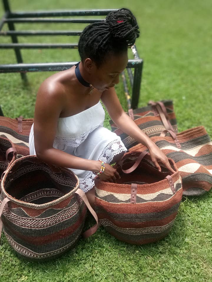 Baobab-Handtasche – afrikanischer handgewebter Korb für den Großhandel von African Craft Collection