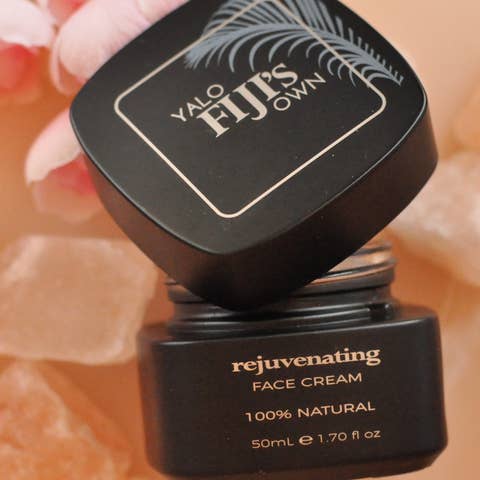 Yalo Fiji - Wholesale Anti-aging moisturiser - Rejuvenating Face Cream3