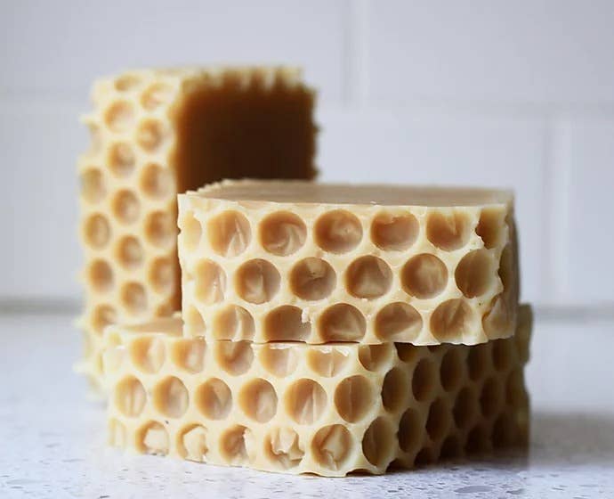 TREE*STAR - Wholesale Bar Soap - Honey + Oatmeal Soap (Super-fatted)1