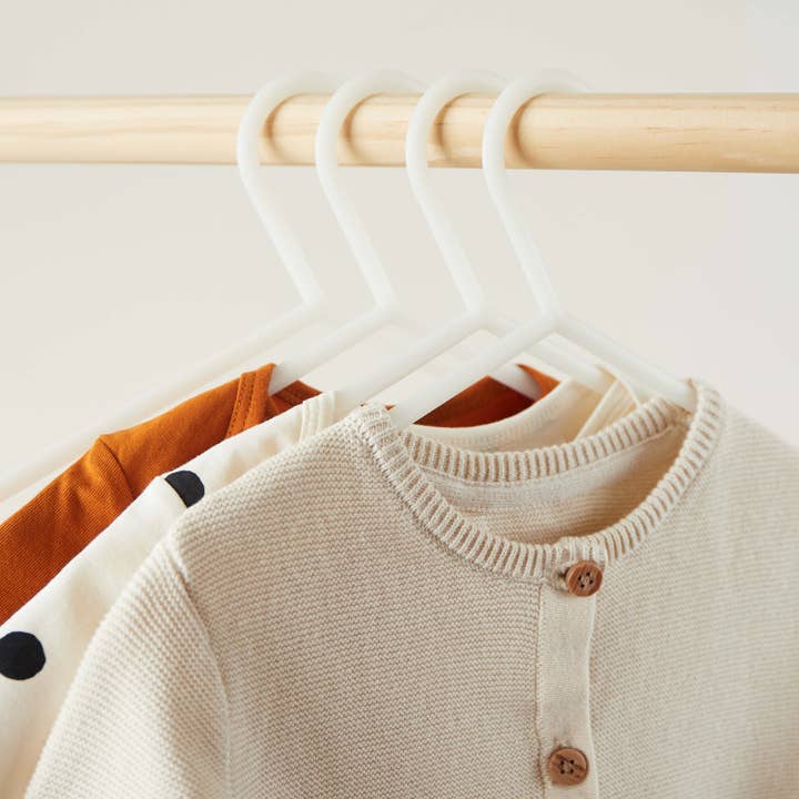 Bieco Spielwaren - Wholesale Clothes Hangers - Clothes hanger 8-piece set white1