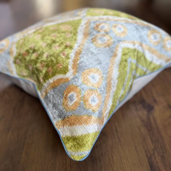 Mila∞Miro by Emelie - Wholesale Throw/Decorative Pillow - Velvet Ikat Cushion Roots | Velvet Ikat Pillow Cover