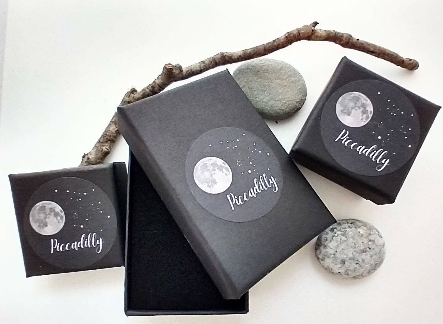 Piccadilly Pendants - Wholesale Keychain - Unisex - Custom  Leather Key Chain Fob4