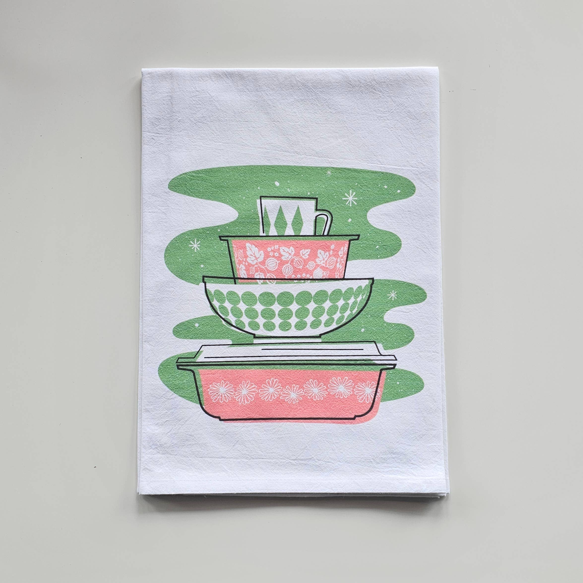 JoRetro - Wholesale Tea Towel - Pyrex Tea Towel - Pink Daisy Bowl Stack  1