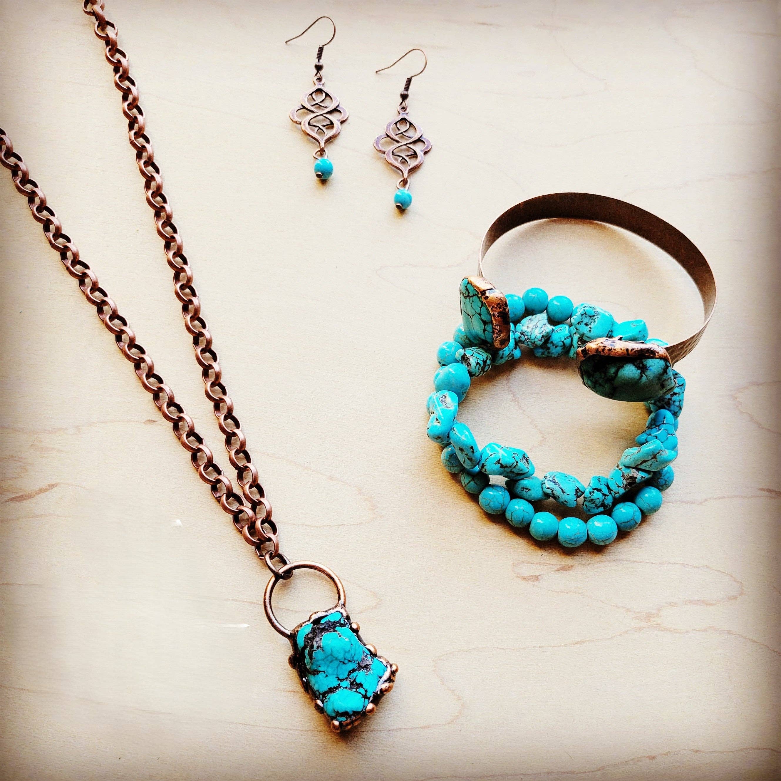 The Jewelry Junkie - Wholesale Cocktail/Statement Ring - Blue Turquoise Ring set in Antique Copper 012w1