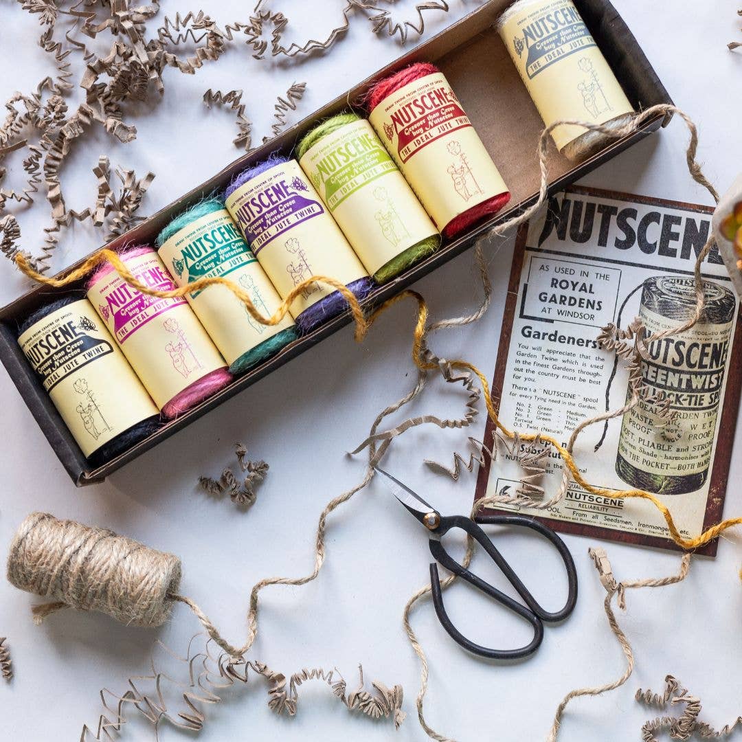 Nutscene Twines Ltd – wholesale Snöre – Mini Twines-kollektionen Presentset - 8 Twines i förpackningen (42 fot)1