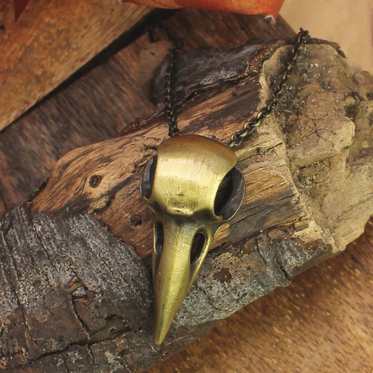 ZAD - Vente Colliers à pendentif - Collier Crâne d'Corbeau en Métal3