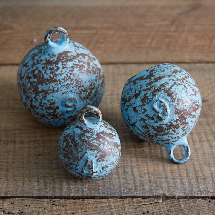 CTW Home Collection - Wholesale Decorative Tabletop Object - Set of Three Weathered Nautical Weights