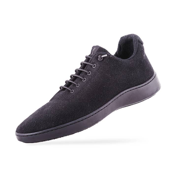 Sneaker Urban Wooler - Black Edition for wholesale on Faire