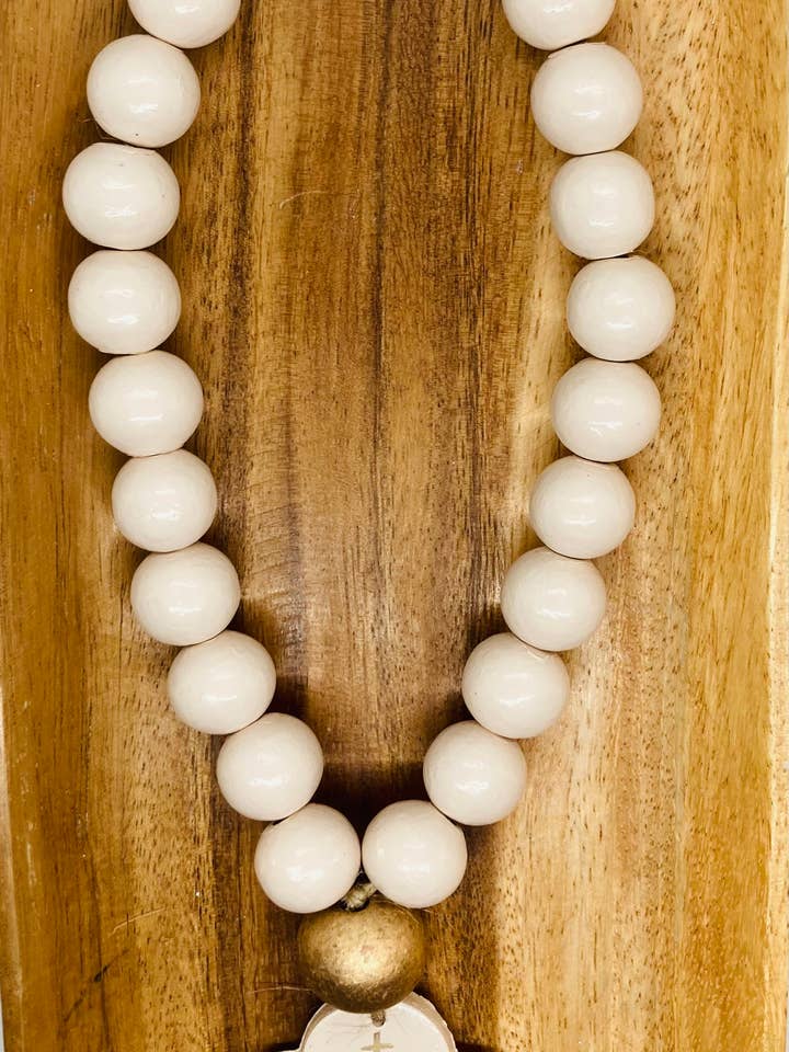 Velsignelse off hvide perler med kalk og vært for engroshandel hos RKM Designs
