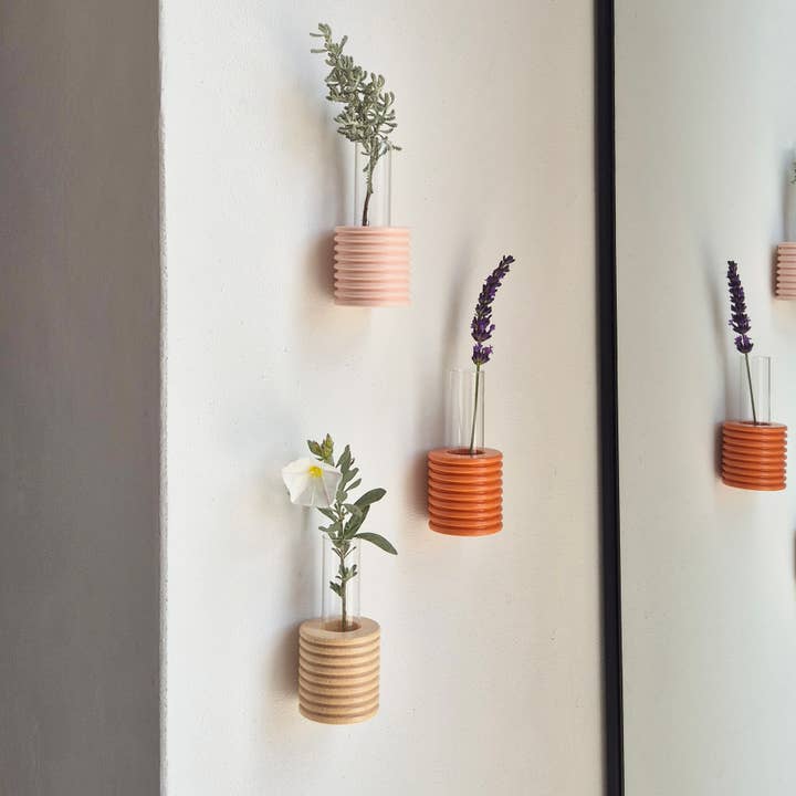 5mm Paper - Wholesale Vase - Ribble Wall Vase - Orange
