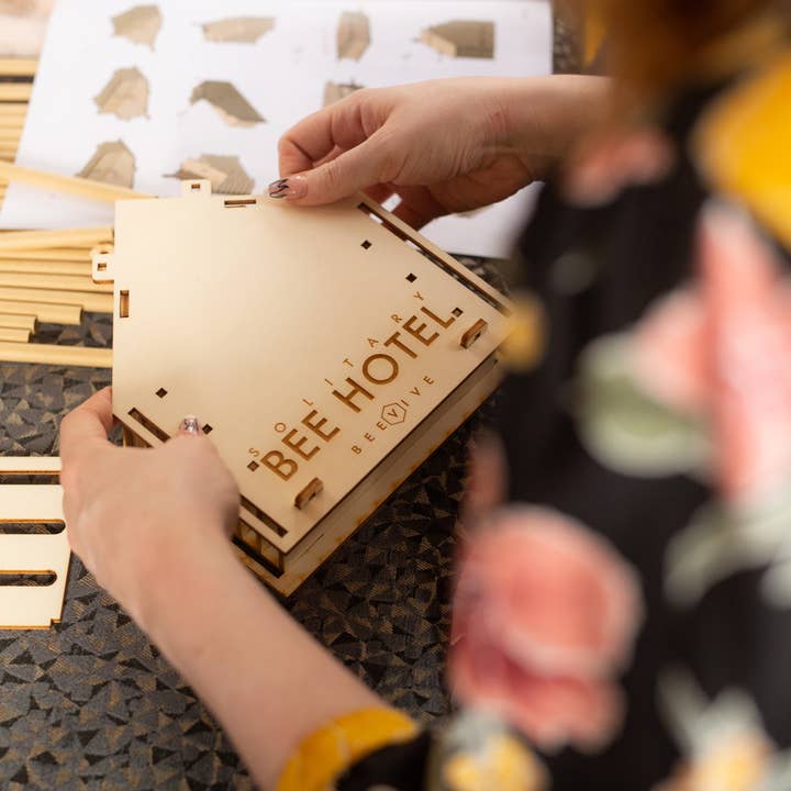 Beevive Ltd – wholesale DIY craft kit – DIY Bee Hotel Kit3