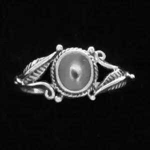 Sterling Silver Bezel Feather with Hematite Ring for wholesale by Zeppo Merchandisers Inc