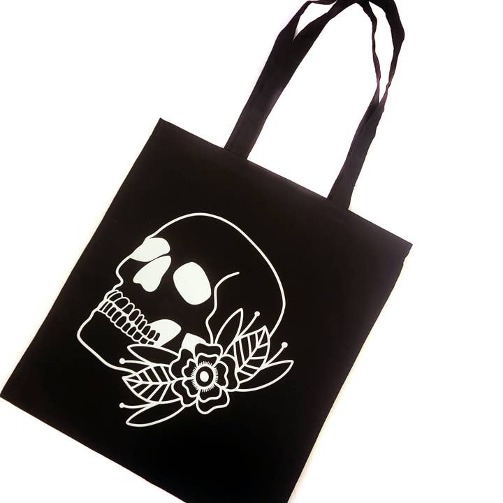 Bolsa gótica con tatuaje de calavera y flor de algodón negra reutilizable para venta al por mayor de Printy Vibes