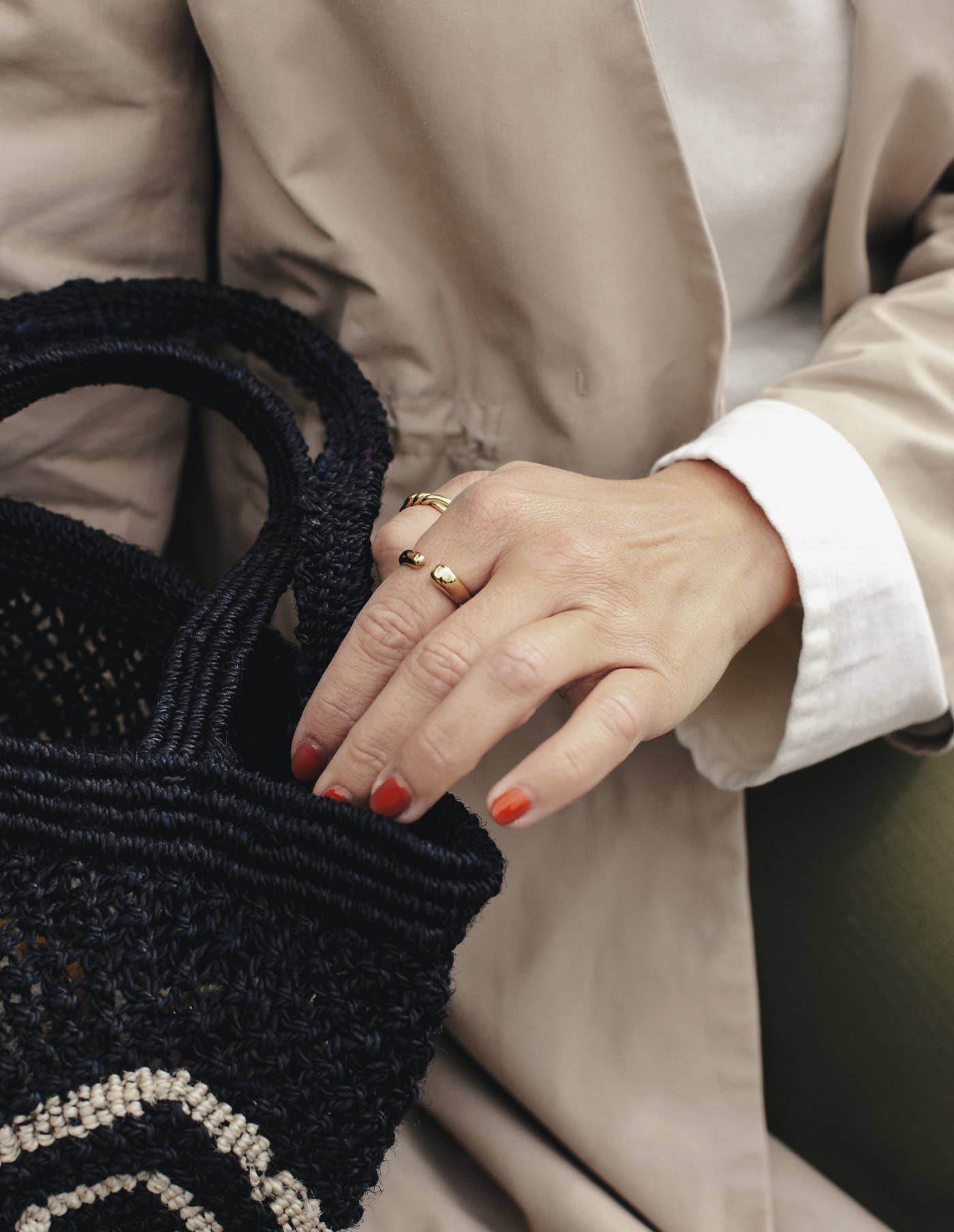 Nordic Muse - Vendita all'ingrosso Anello midi/a fascia - Anello aperto a cupola dorato, impermeabile5