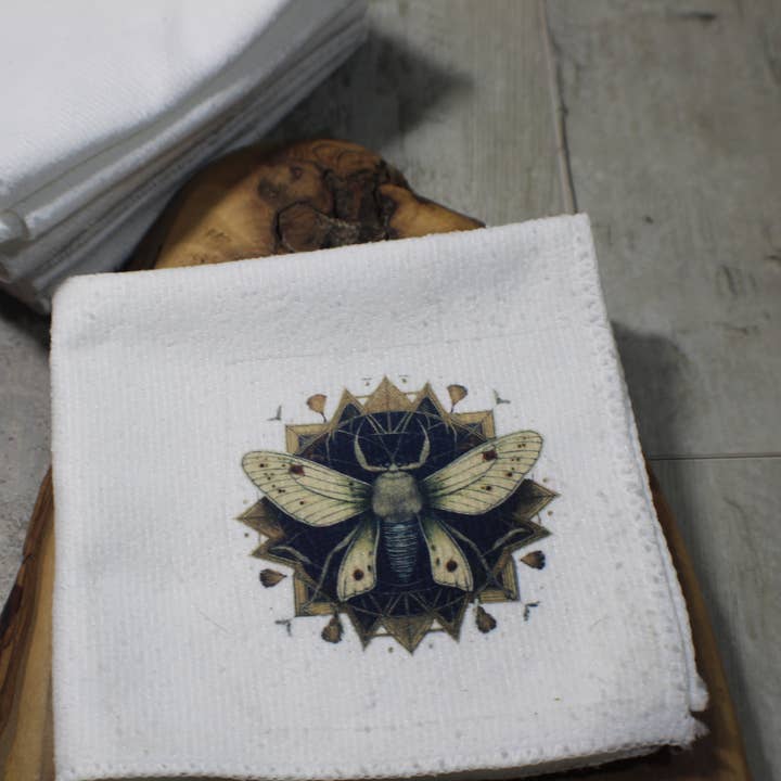 Vintage Moth //12x12in mikrofiber tvättduk för wholesale av Raven Design
