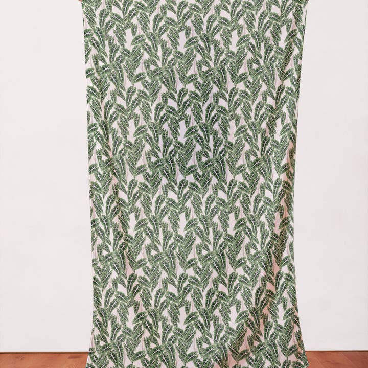 plantyintroverts - Wholesale Wallpaper - Modern Botanicals by Living Pattern - Alocasia leaves fabric2
