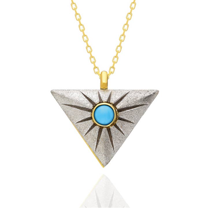 Collier Triangle Mat pour la vente par Glamie Jewelry
