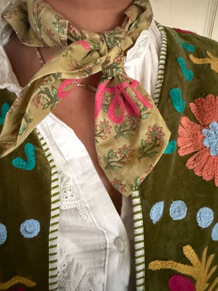 ToutVintage - Wholesale Jacket - Women's - Suzani Embroidery cotton jacket LOVE Olive green