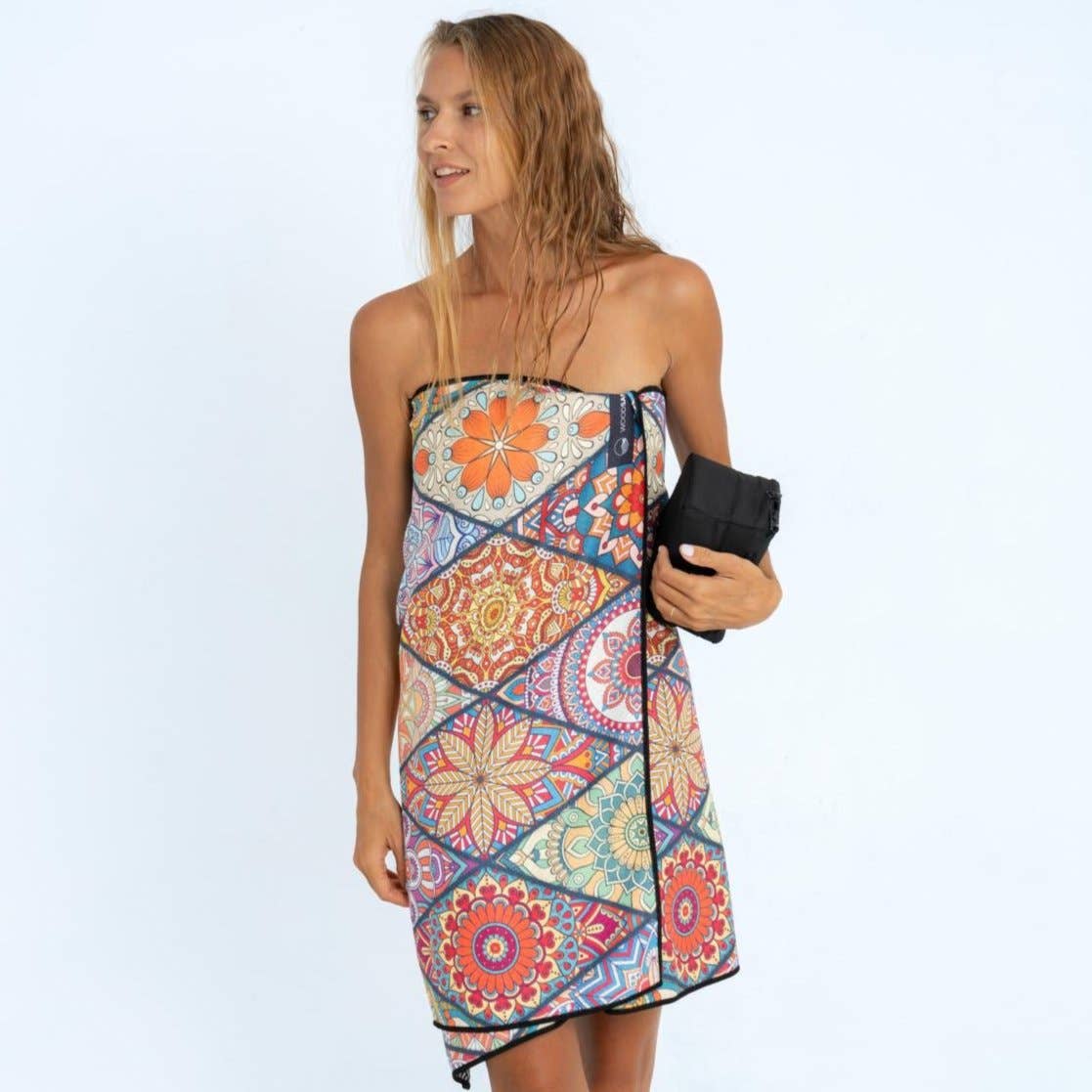 WOODSANDWAVES - Wholesale Hand Towel - Mosaics - quick-drying shower towel made of premium microfiber - gentle on the skin - 140 x 70cm4