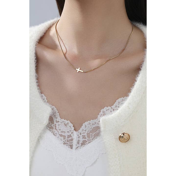 GOLD 18K STAINLESS STEEL TARNISH FREE CROSS NECKLACE | 40NK9420 for wholesale on Faire
