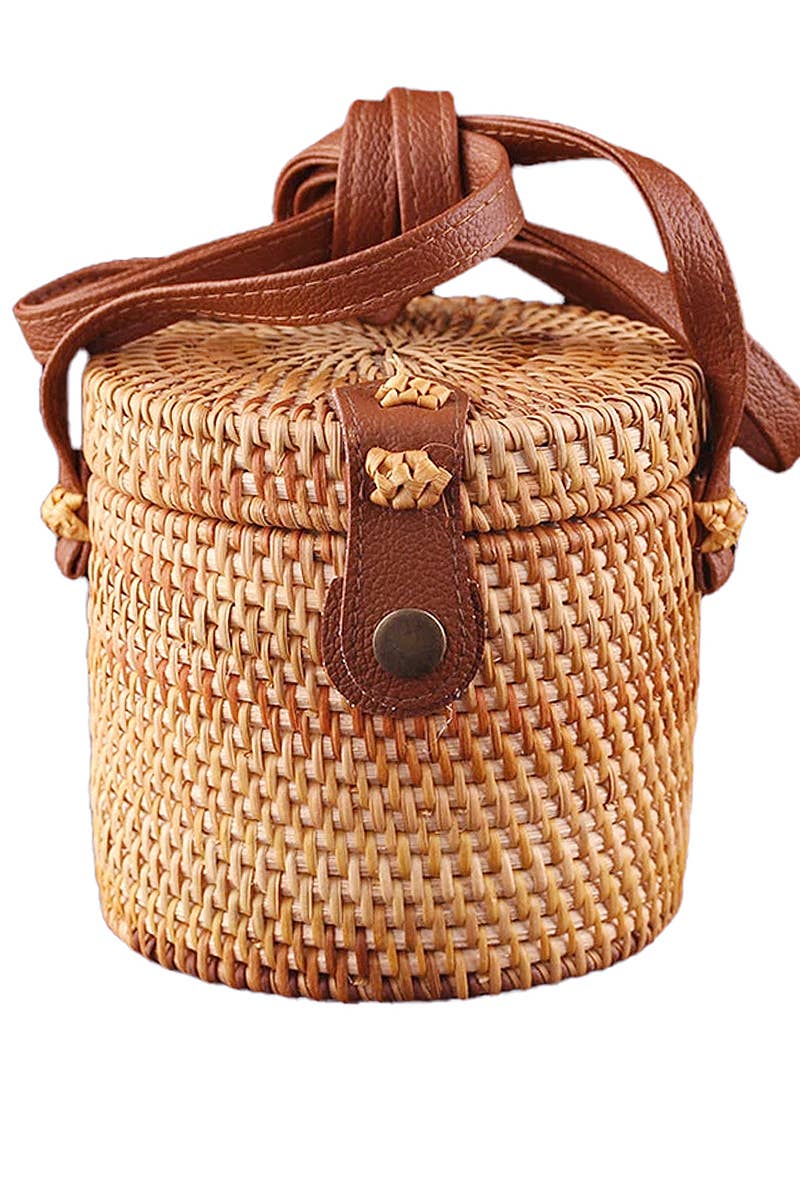 Cap Zone - Wholesale Crossbody Bag - Women's - Genuine Rattan Straw Basket Shell Crossbody Bag1