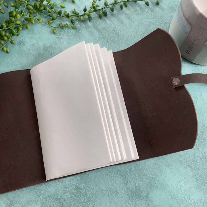 The Natural Paper Company – wholesale Notebook – A6 Handmade Leather Notebook in Gift Bag - Dark Brown |1