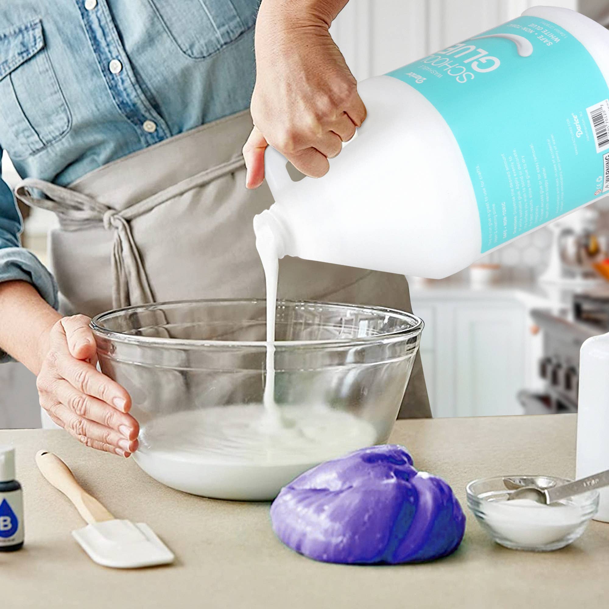 The Toy Group - Wholesale Glue - Darice School Glue - 1 Gallon 3