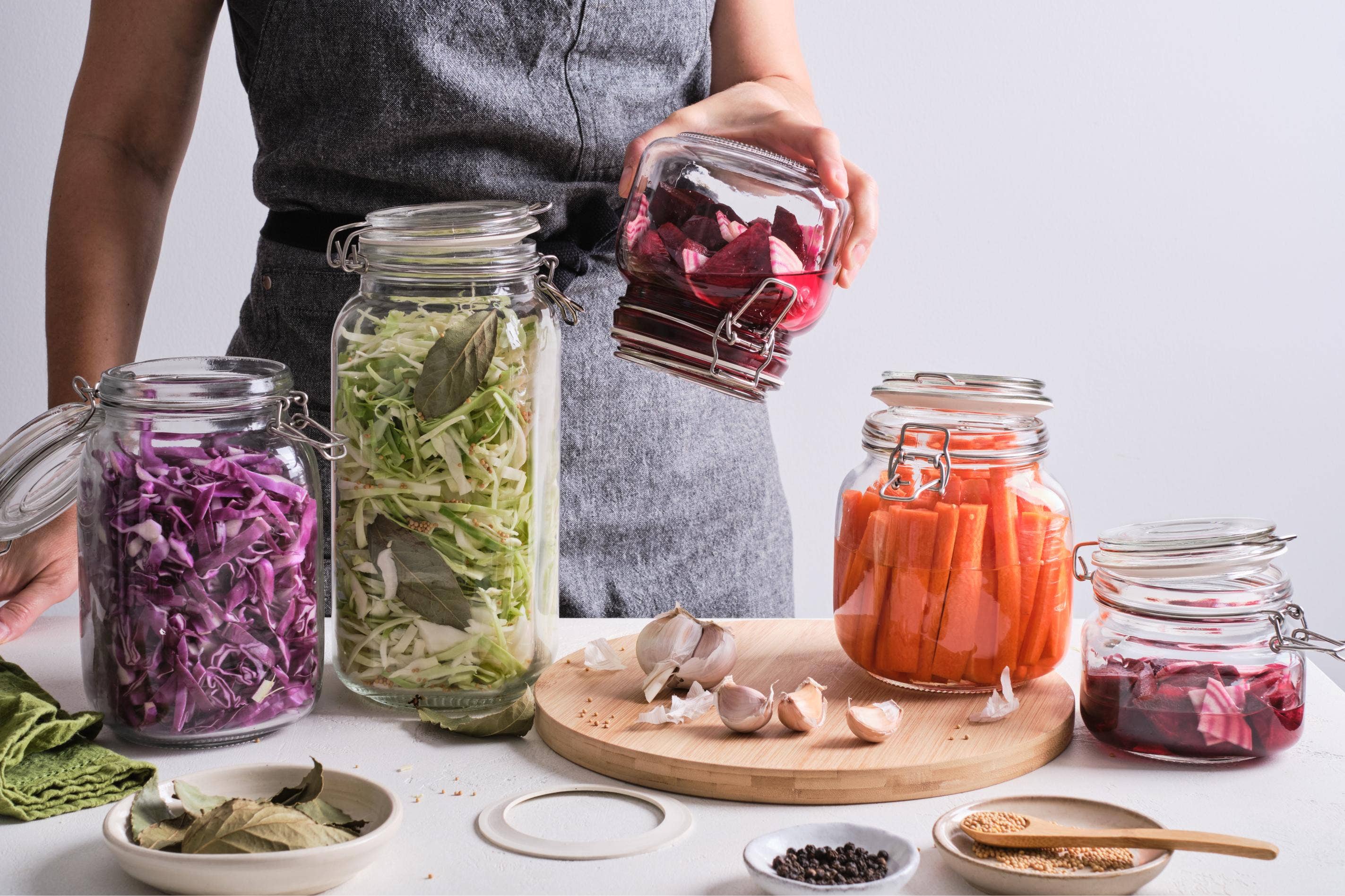 Clear KITCHEN BASICS Cliptop Glass Canister 750ml/25oz for wholesale on Faire2