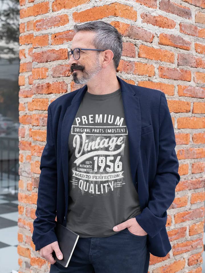 ULTRABASIC - T-shirt graphique pour anniversaire Aged to Perfection 1956 pour homme pour la vente par ULTRABASIC