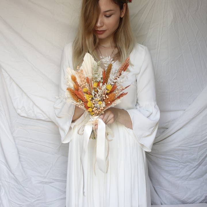 Hidden Botanics – wholesale Torkade/pressade blommor – Färgglada torkade blommor Brudbukett - Bränd Orange & Gul6