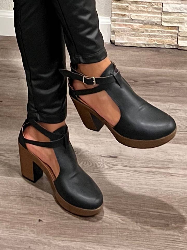 Bernal per la vendita all'ingrosso da parte di New Culture Vegan Boutique