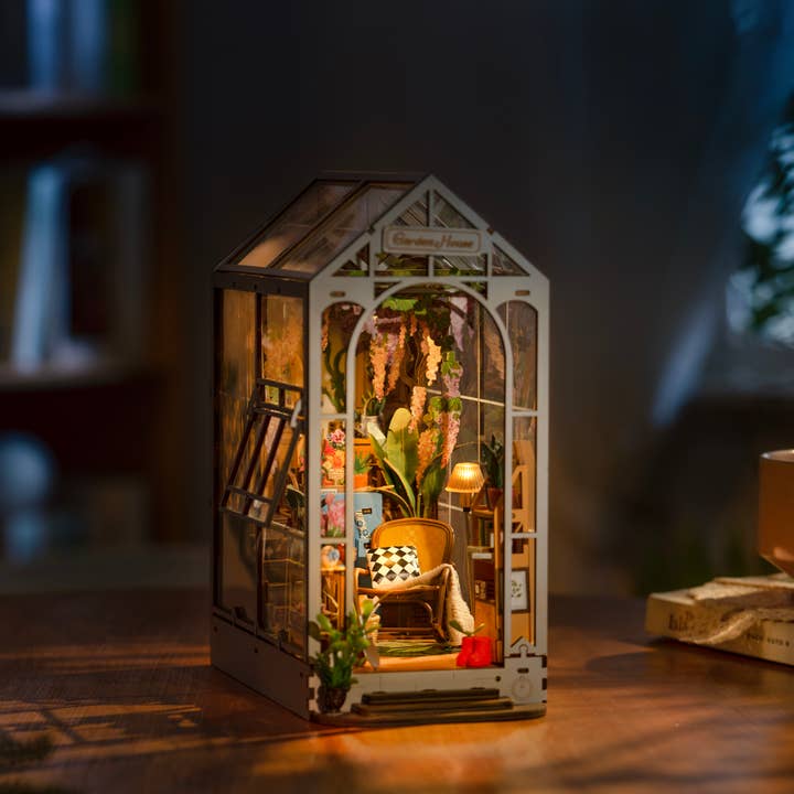 Magnote - Wholesale DIY Craft Kit - Rolife Holiday Garden House DIY Book Nook Kit3