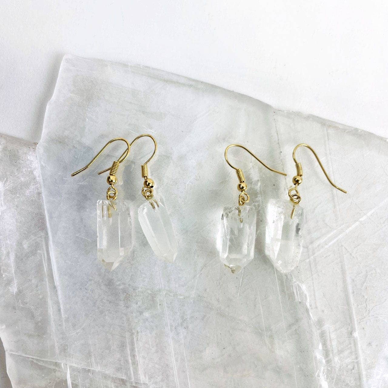 Rock Paradise - Wholesale Dangle Earrings - Crystal Point Earrings - Amethyst / Citrine / Clear Crystal points - Gold or Silver Bail (8BROWNSHELF)8