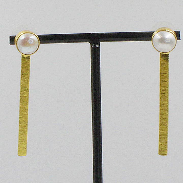 TAMARA gold-plated earrings - Design with character for wholesale by LA MAR