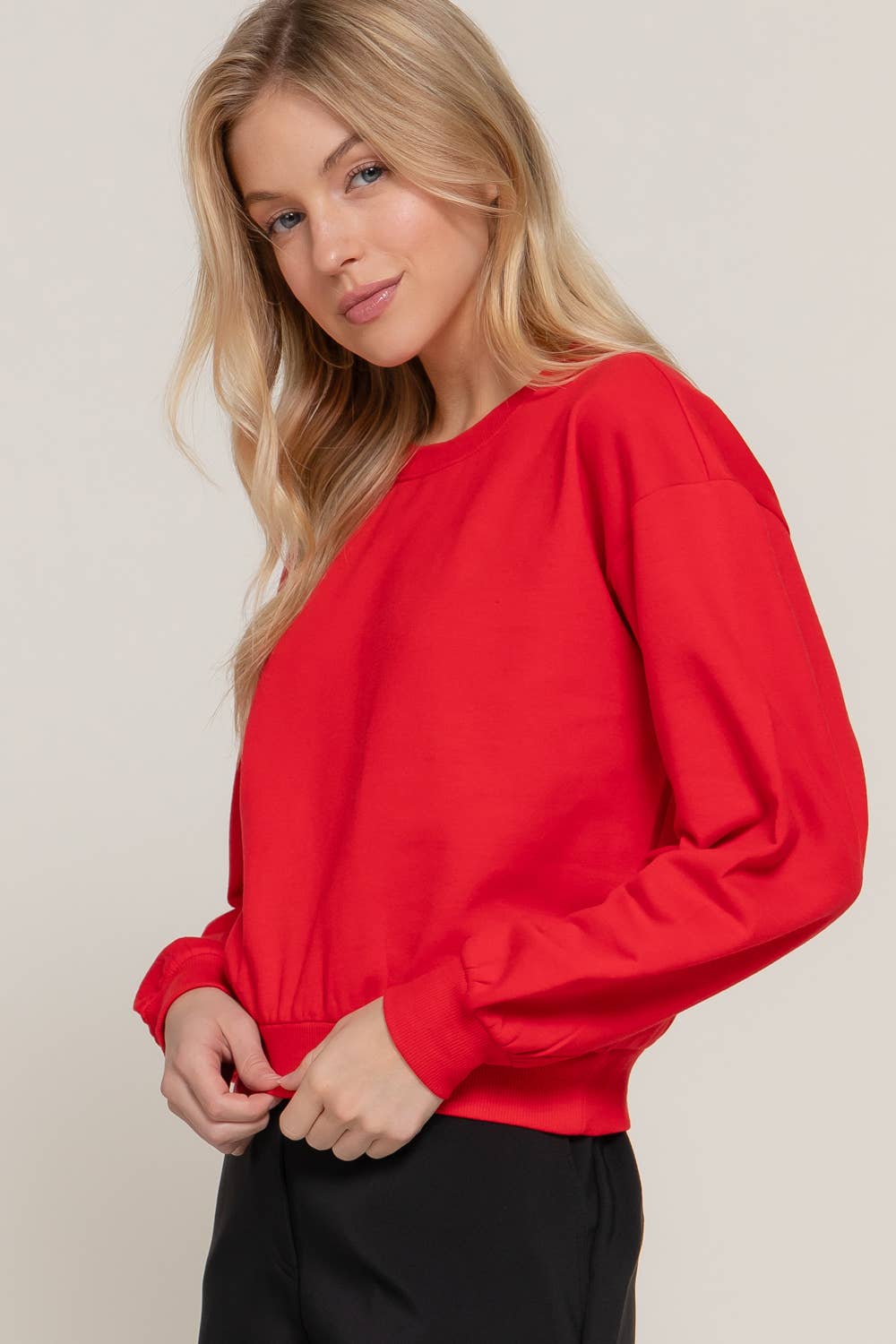 Active Basic | Active USA – Engroshandel Sweatshirt - Dame – Crop sweatshirt med rund hals og lange ærmer10