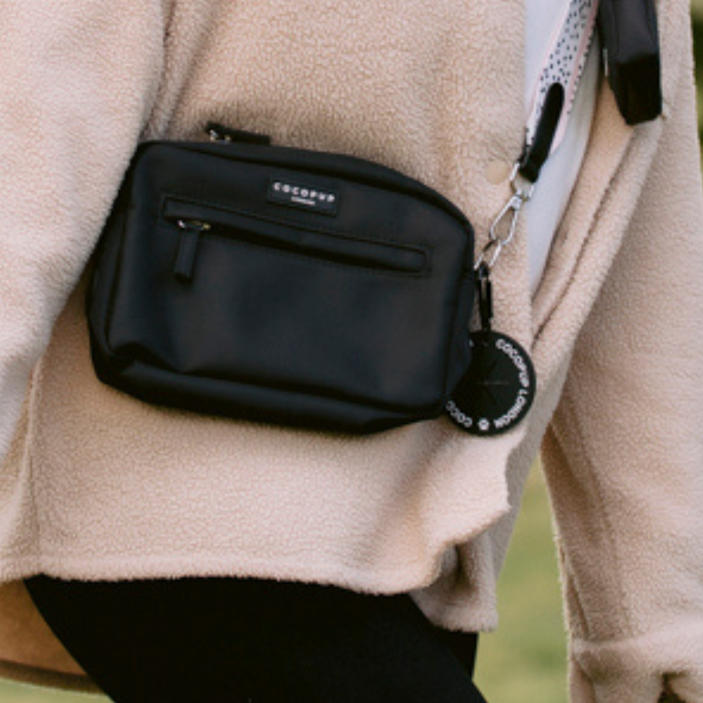 Cocopup London - Wholesale Poepzakdispenser - CocoPOOP Pocket - zwart2