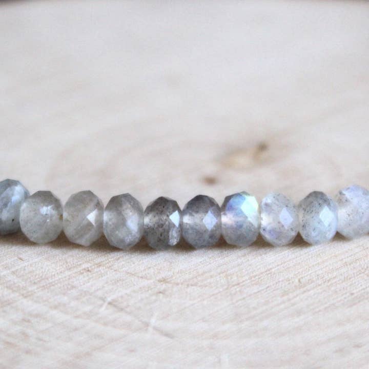 Collana con barretta in labradorite, collana Stargazer - Oro per la vendita all'ingrosso da parte di Blue Soul Designs