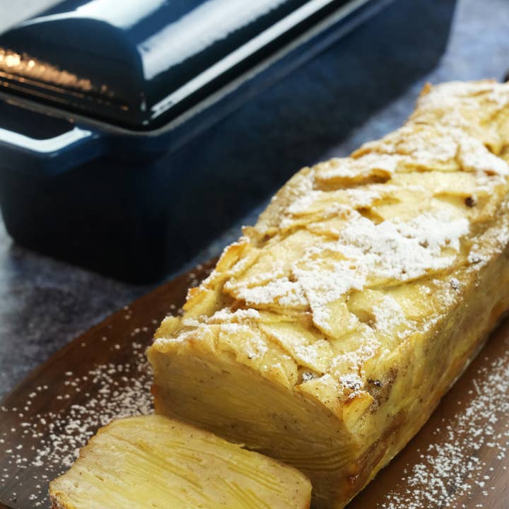 Crucible Cookware - Wholesale Bread Pan - Enameled Cast Iron Bread Pan with Lid - Dark Teal Blue 9