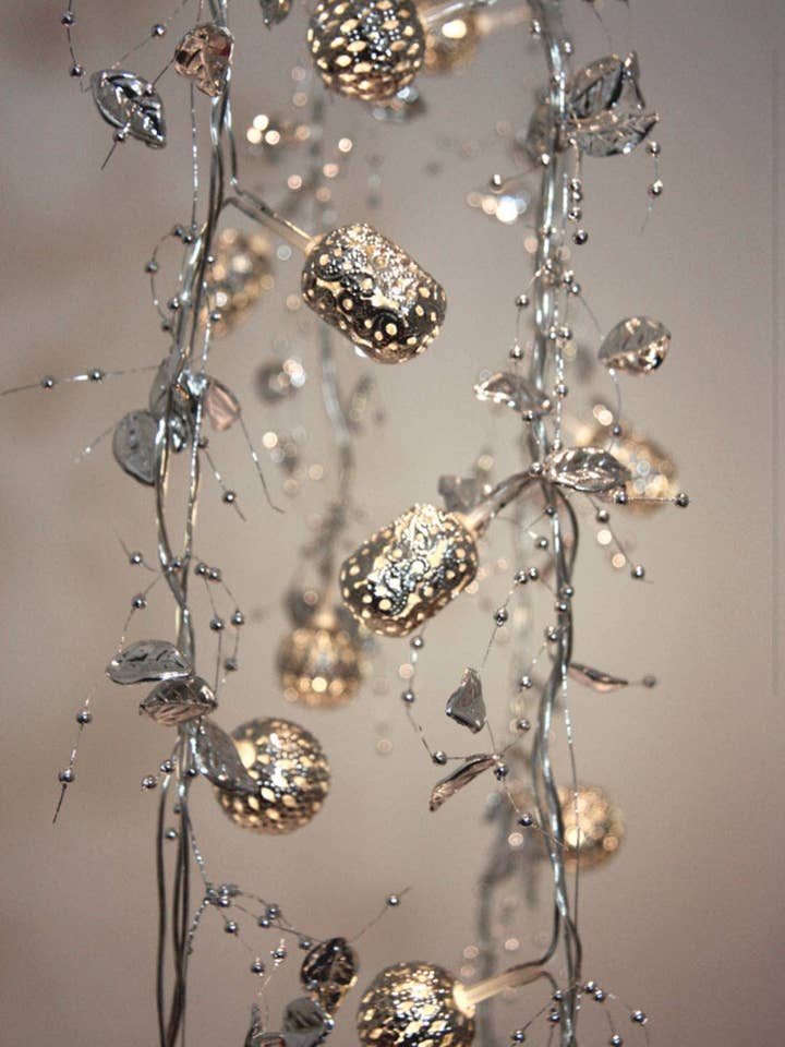 Orientale - Kunstvolle Lichterketten für den Großhandel von Lumina Of London CA