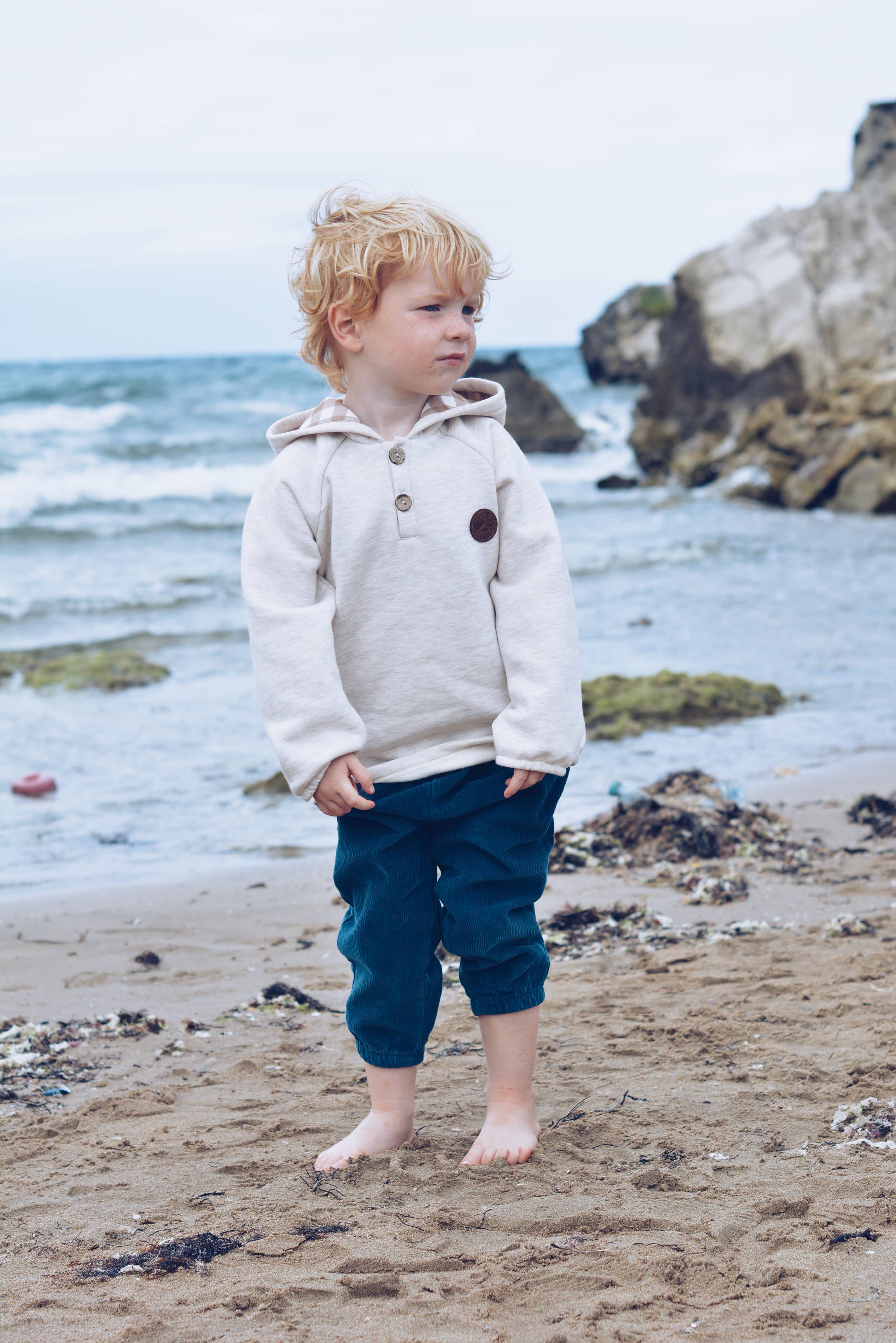 Eli & Nev (we cover U.S. import duties) - Wholesale Hoodie - Kids - Baby / Kids Raglan Sleeve Beige Hoodie Printed Hood OEKO-TEX2