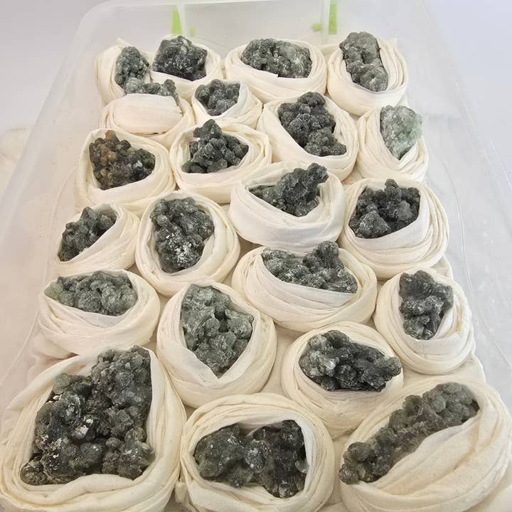 Aquamarine Daydream Wholesale - Wholesale Spiritual Stone/Crystal - 22pc Epidote ~ Bulk Mineral Specimens ~ Crystals Morocco3